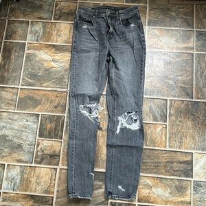 American eagle mom jeans